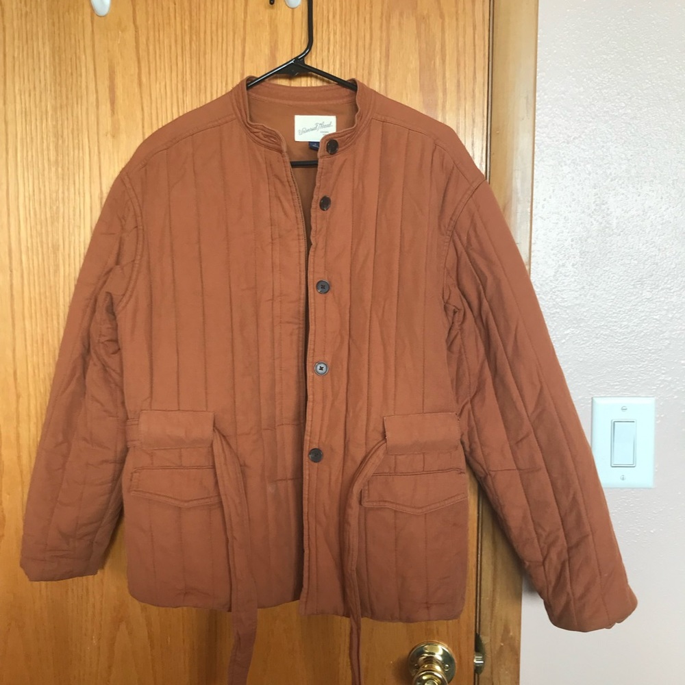 Universal thread jacket